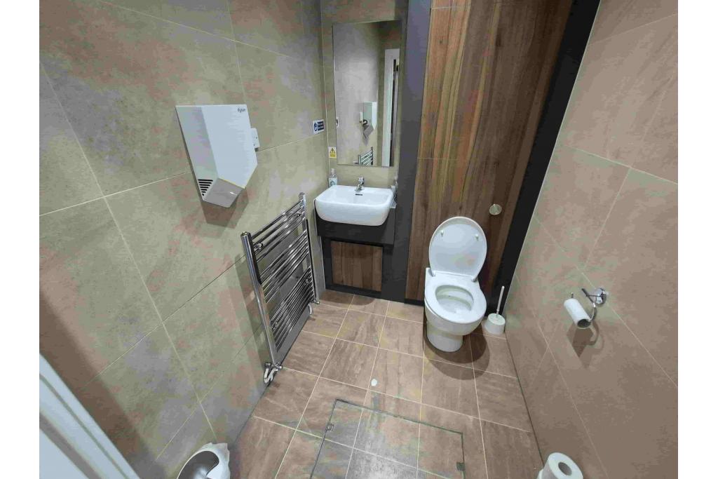 The Courtyard Office Unit – Alban Park, Hatfield Road, St Albans, Hertfordshire AL4 0LA