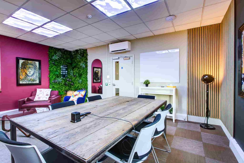 Pilgrims Lodge Office Space - Holywell Hill, St Albans, Hertfordshire AL1