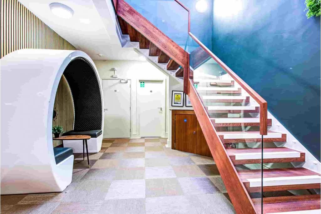 Pilgrims Lodge Office Space - Holywell Hill, St Albans, Hertfordshire AL1
