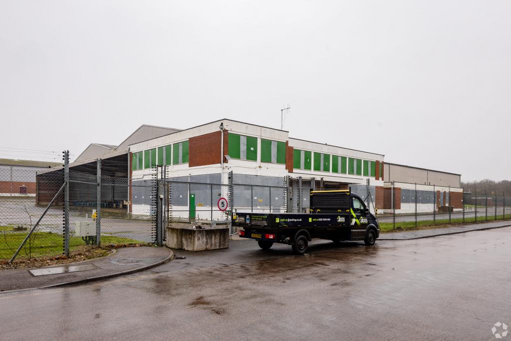Riverside Industrial Warehouse Unit - London Colney, St Albans, Hertfordshire AL2