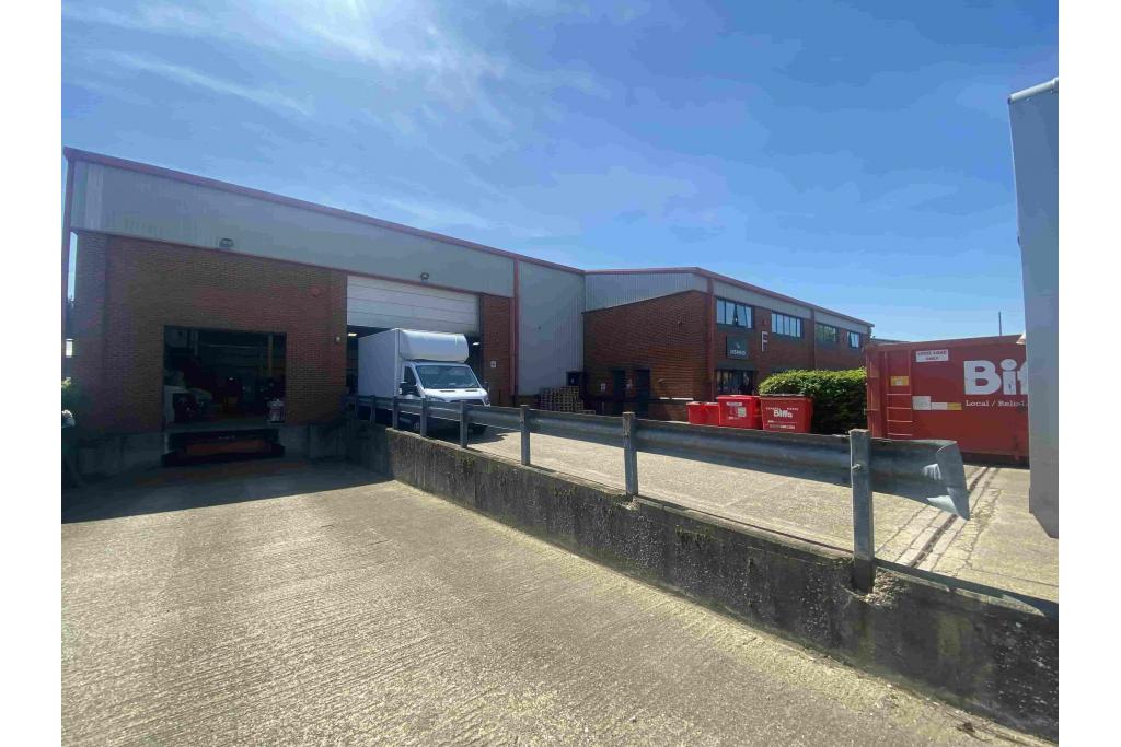 Old Parkbury Lane Warehouse and Industrial Space, Ventura Park, St Albans, Hertfordshire
