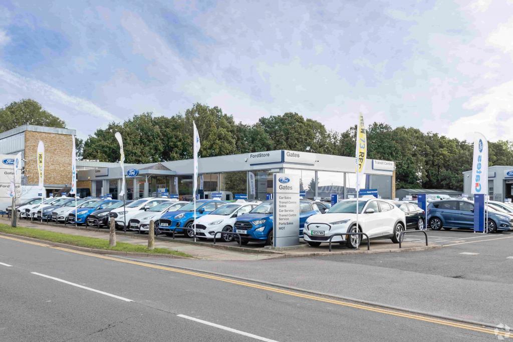 Car Dealership Investment Property - 105 Ashley Road, St Albans Hertfordshire AL1 5DE