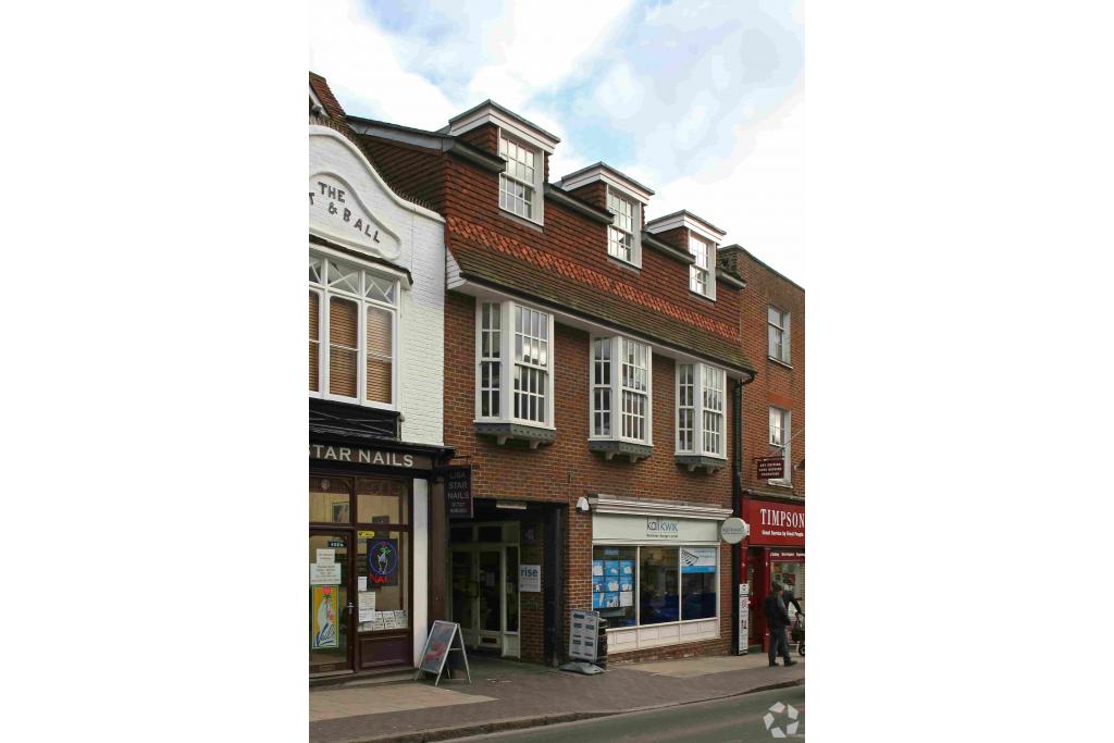 Restaurant Property to Let at 12B Chequer Street St Albans Hertfordshire AL1 3XZ