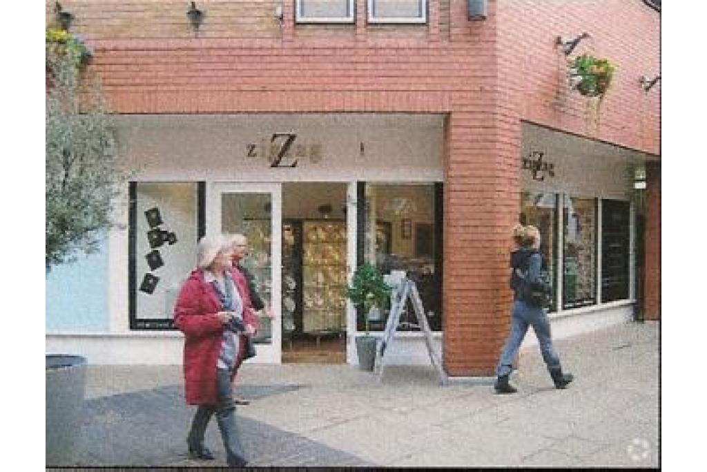 Retail Space at Christopher Place Centre - St Albans Hertfordshire AL3 5DQ