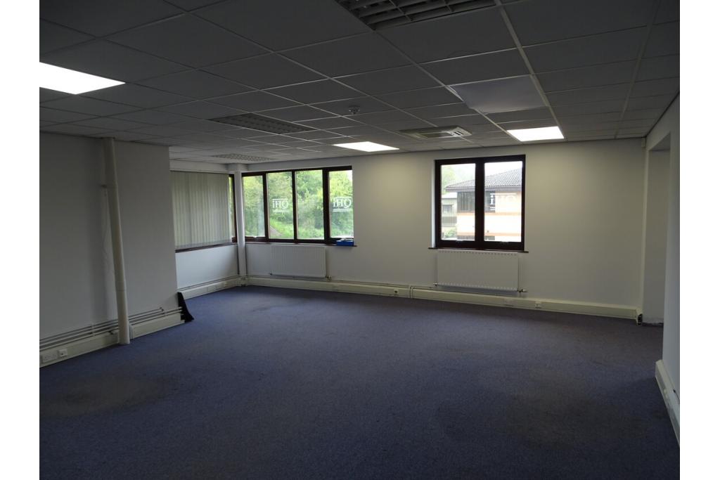 Allied Business Centre Office Unit - Coldharbour Lane, Harpenden Hertfordshire AL5 4UT