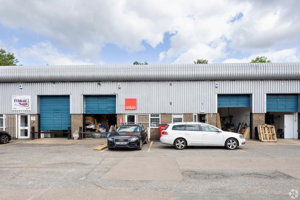 Light Industrial and Manufacturing Units at Executive Park - Hatfield Road, St Albans