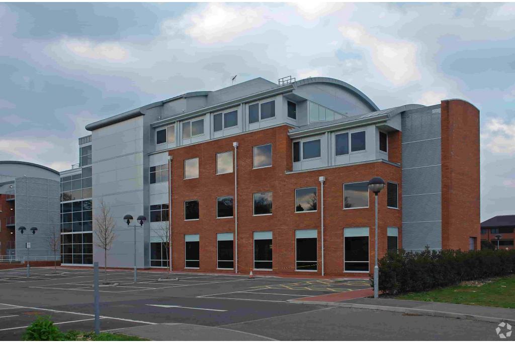 Modern Grade A Office Space at CT1 Centrium - Griffiths Way, St Albans, Hertfordshire AL1 2RD