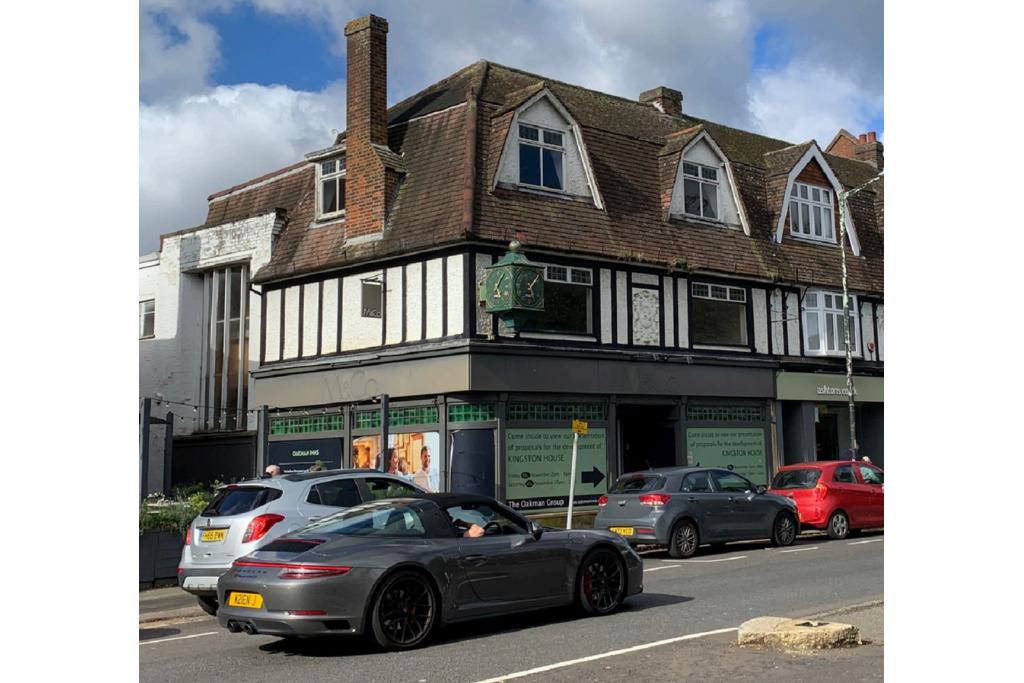 Prime Shopfront Retail Space on Harpenden High Street - 6 High Street, Harpenden, Hertfordshire