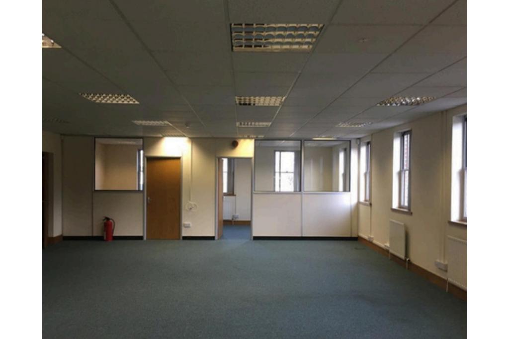 Kinsbourne Court Office Space - 96-110 Luton Road, Harpenden, Hertfordshire AL5