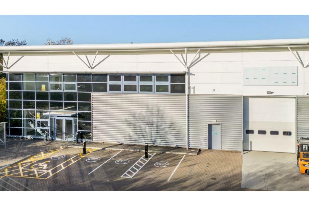 Quadrant Park Warehouse Space - Mundells, Welwyn Garden City, Hertfordshire AL7