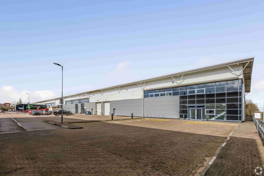 Quadrant Park Warehouse Space - Mundells, Welwyn Garden City, Hertfordshire AL7