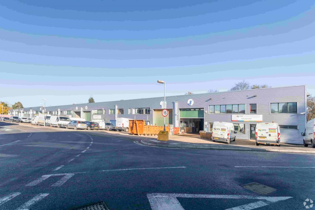 Light Manufacturing Unit To Let at North Orbital Commercial Centre, Napsbury Lane, St Albans