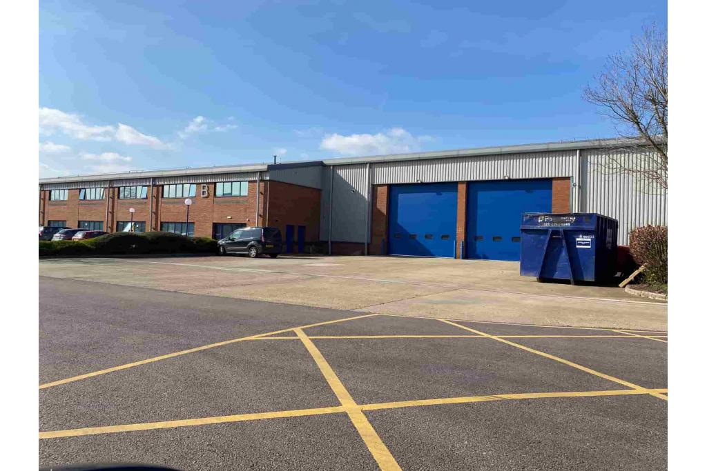 Ventura Park Industrial Warehouse Units - Old Parkbury Lane, St Albans, Hertfordshire AL2 2DB