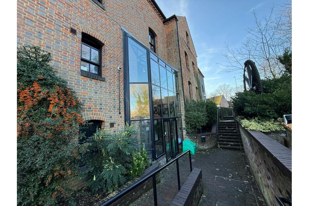 Park Mill Office Space - Burydell Lane, Park Street, St Albans, Hertfordshire AL2 2EZ