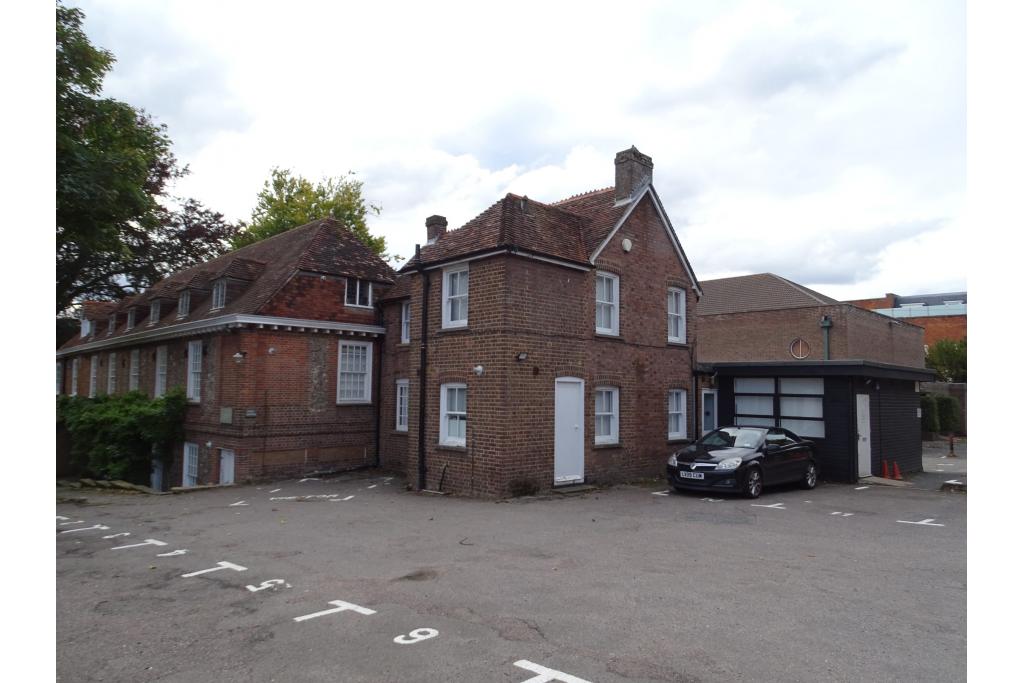 Harpenden Hall Office Space - 4 Southdown Road, Harpenden, Hertfordshire AL5 1TE