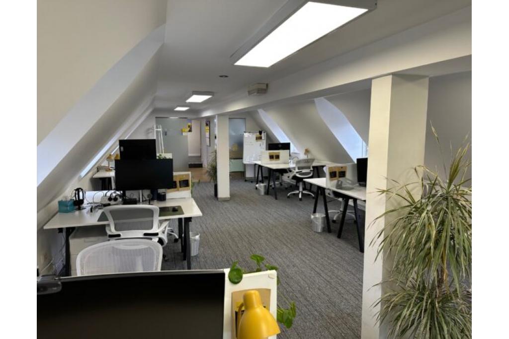 Harpenden Hall Office Space - 4 Southdown Road, Harpenden, Hertfordshire AL5 1TE