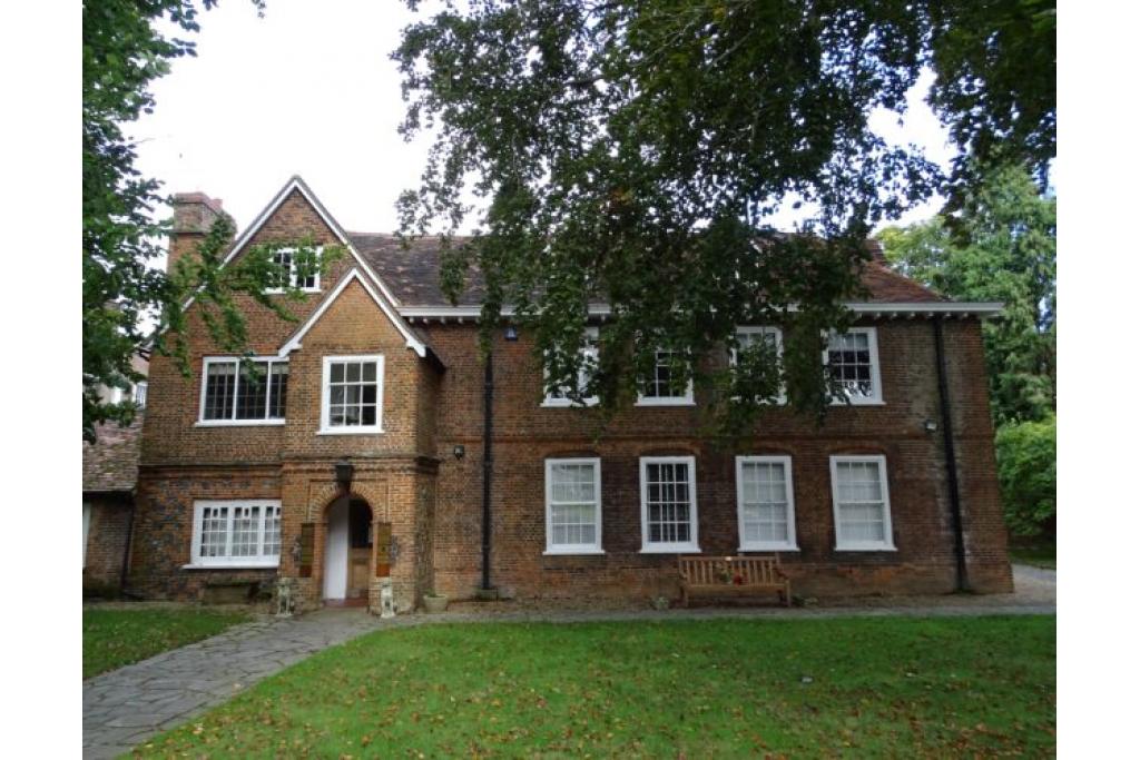 Harpenden Hall Office Space - 4 Southdown Road, Harpenden, Hertfordshire AL5 1TE