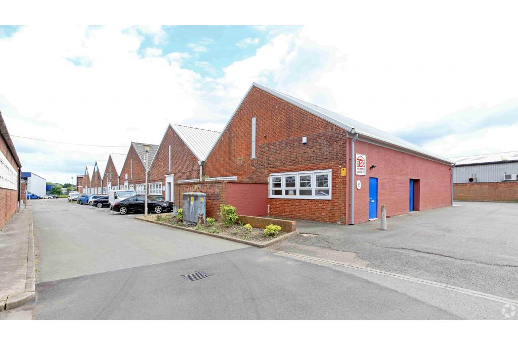 Tewin Court Light Manufacturing Units - Tewin Road, Welwyn Garden City, Hertfordshire AL7 1AU