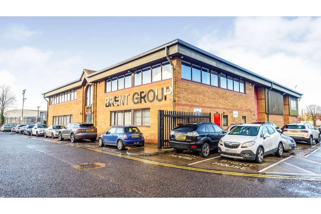 Brent House Industrial and Service Property - Travellers Lane, North Mymms, Hertfordshire AL9 7HF