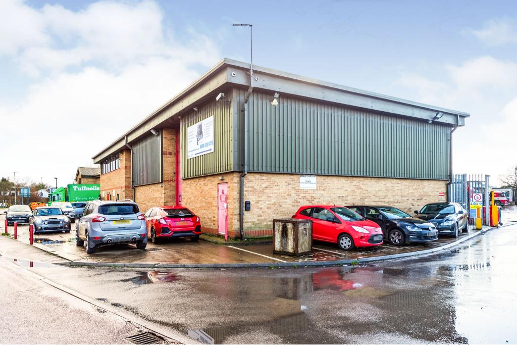 Brent House Industrial and Service Property - Travellers Lane, North Mymms, Hertfordshire AL9 7HF