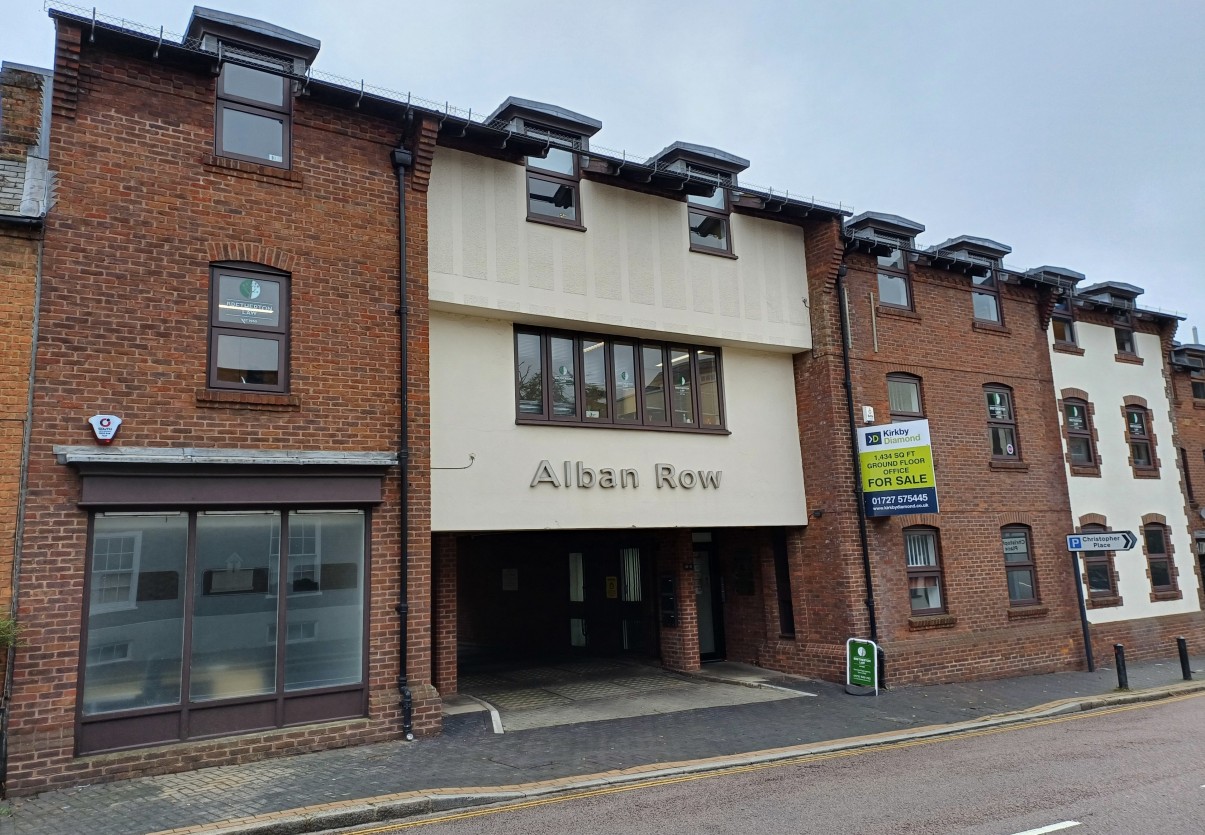 Alban Row Office Unit – St Albans, Hertfordshire AL3 4DG