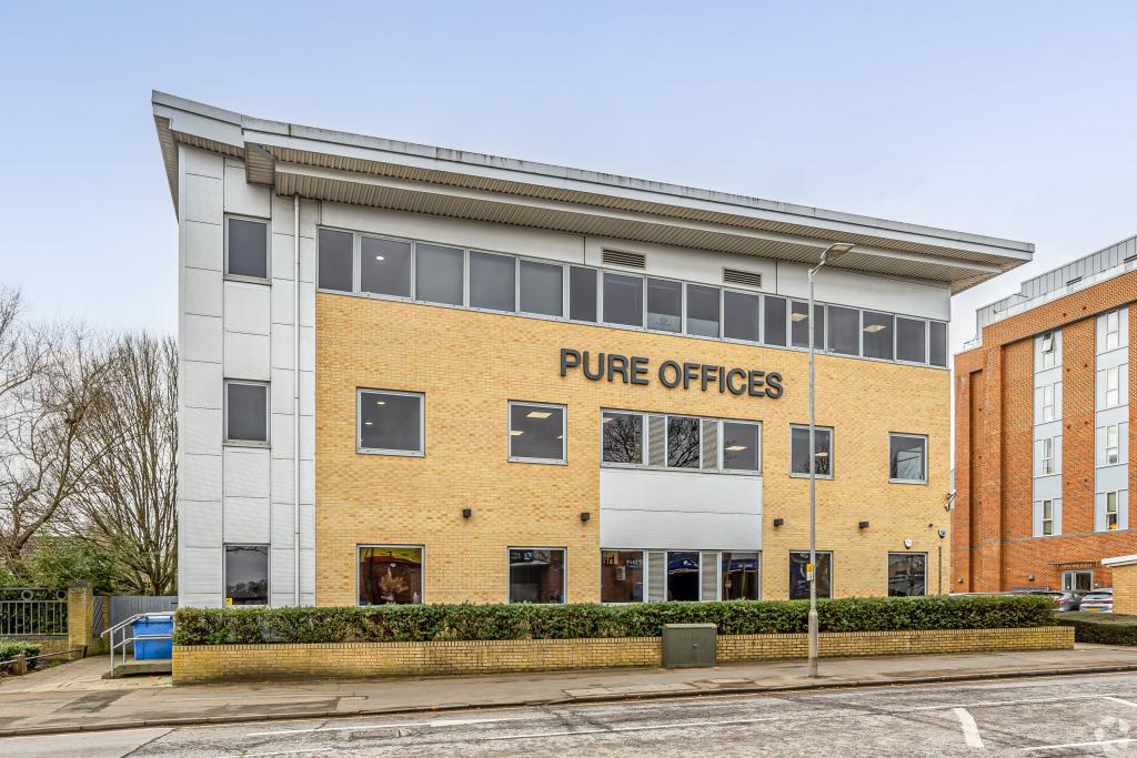 Office – Albany Chambers, 26 Bridge Road East, Welwyn Garden City, Hertfordshire AL7 1HL