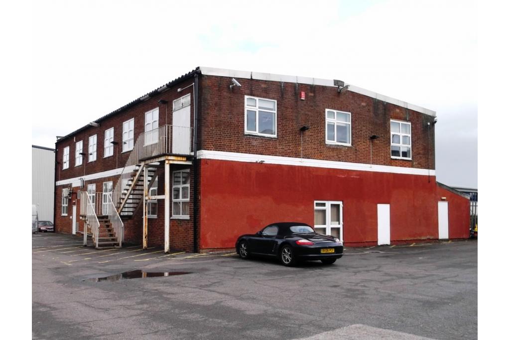 Light Industrial Property at Tewin Court, Welwyn Garden City
