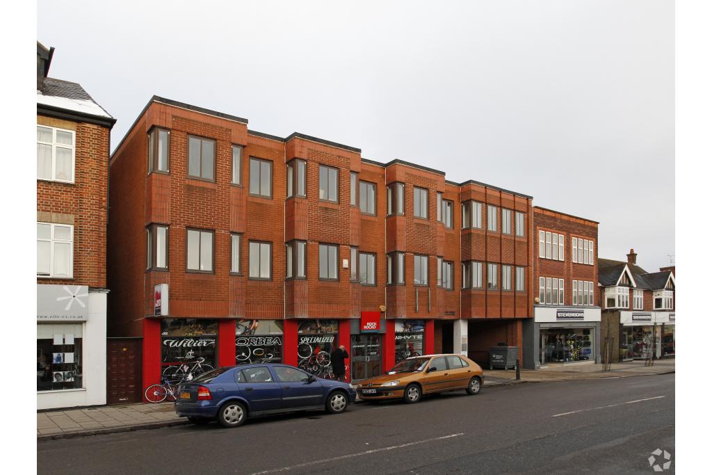 Retail Unit at 117–129 Victoria St – Victoria House, St Albans, Hertfordshire