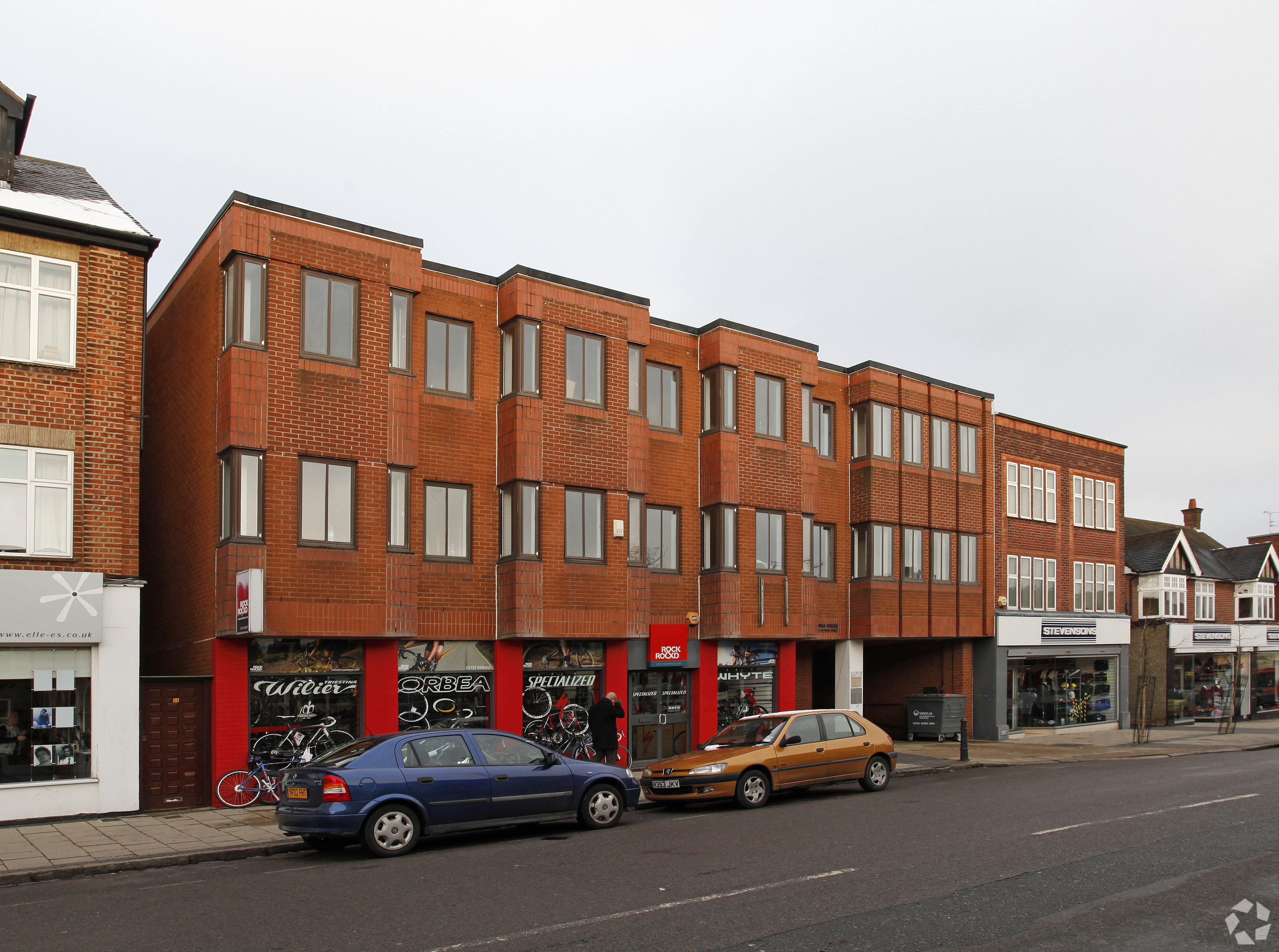 Retail Unit at 117–129 Victoria St – Victoria House, St Albans, Hertfordshire