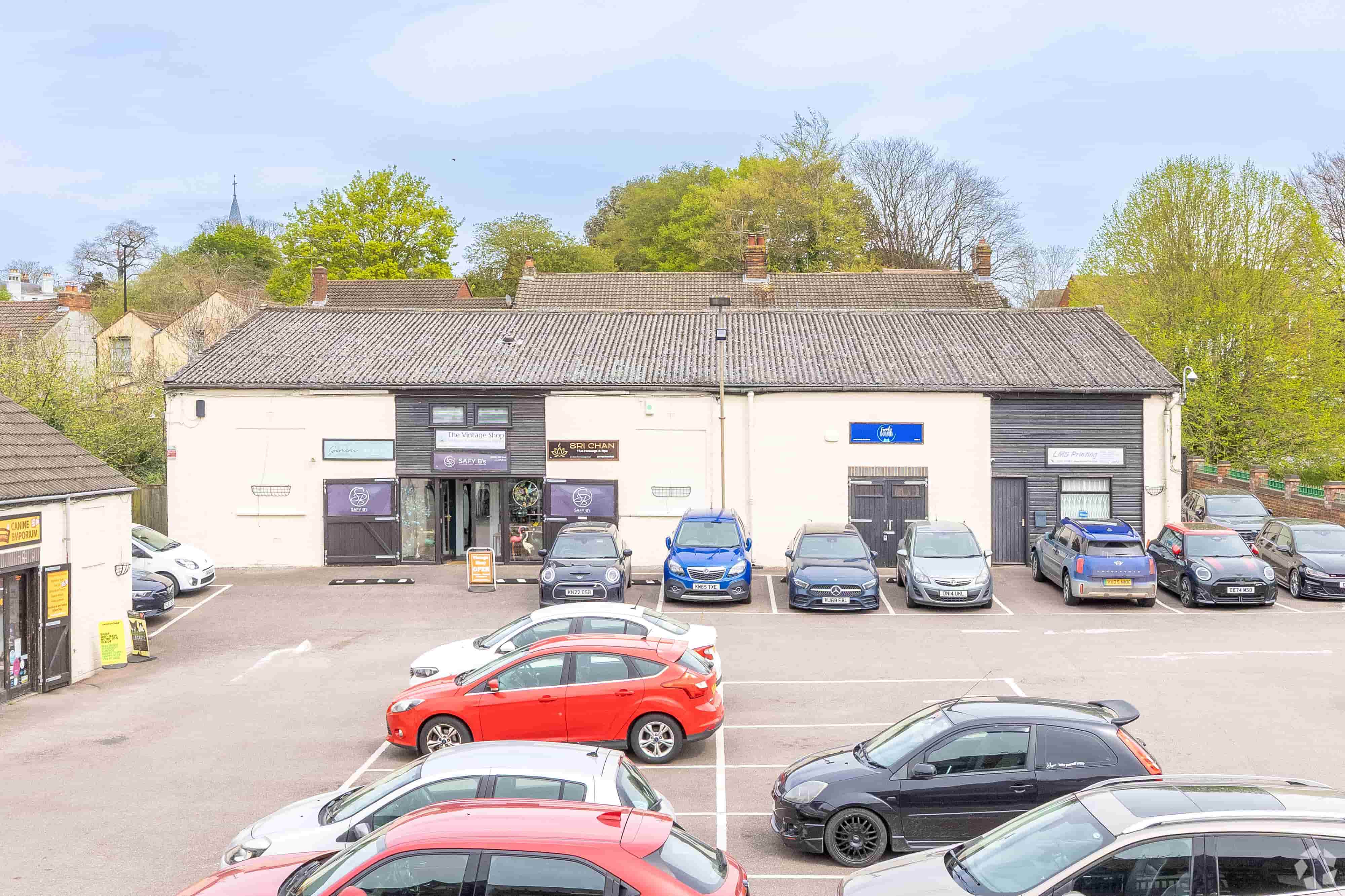 Station Way W - Duck Farm Court - Building 1 - Shopfront Retail/Office