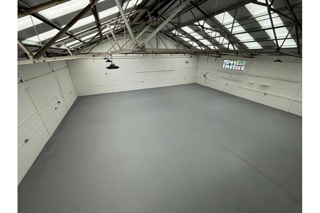 Abercromby Av - Unit 1a - Abercromby Industrial Estate - Warehouse