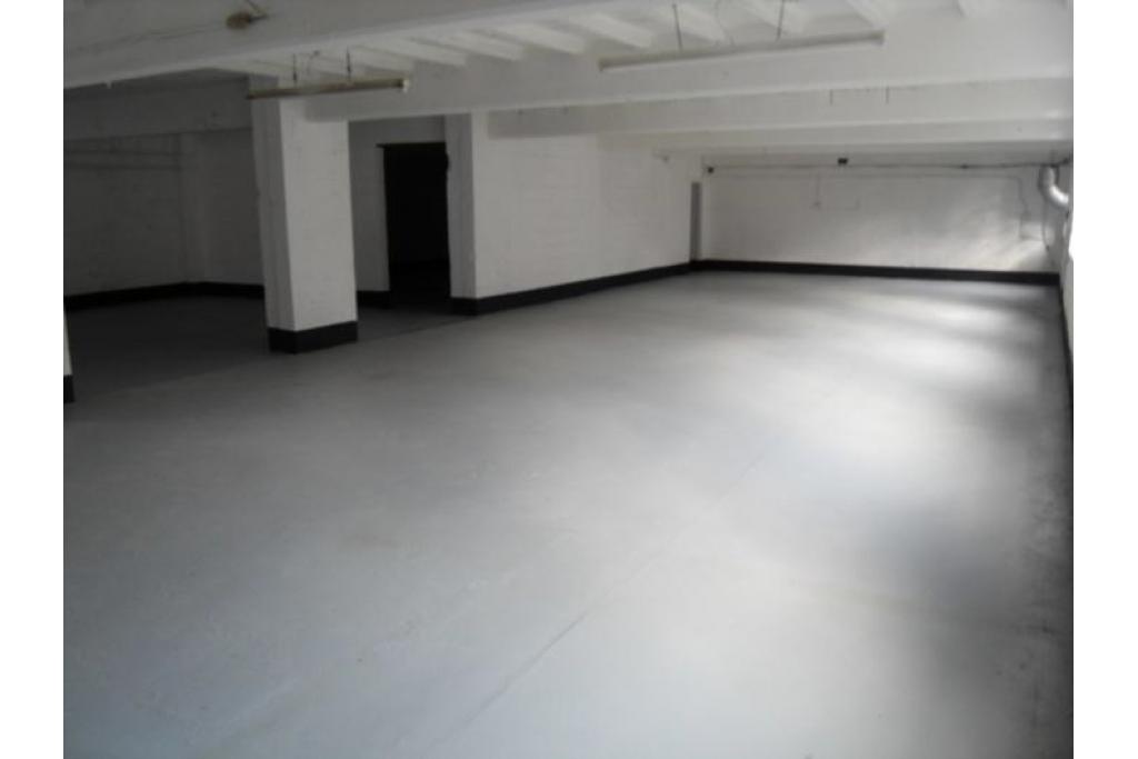 Abercromby Av - Unit 1a - Abercromby Industrial Estate - Warehouse