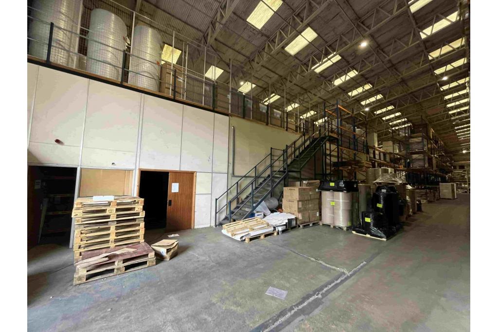 Ashendon Road - Hangar 1, Westcott Venture Park, Westcott