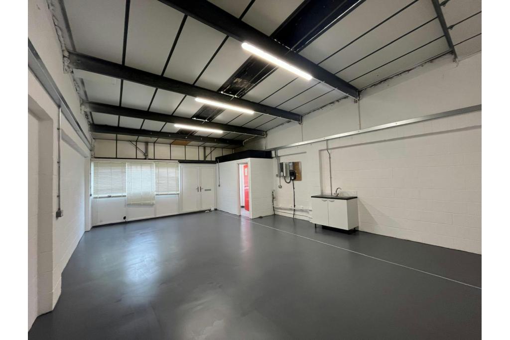 Industrial Warehouse Unit at Rabans Lane Industrial Estate - Bessemer Crescent, Aylesbury,