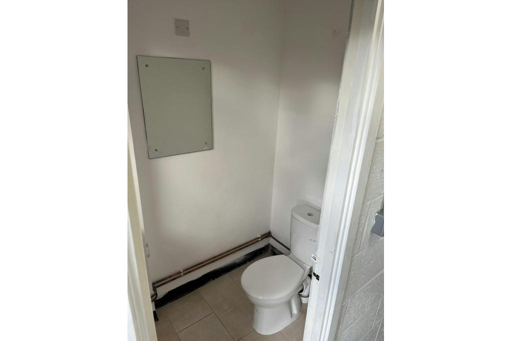 Industrial Warehouse Unit at Rabans Lane Industrial Estate - Bessemer Crescent, Aylesbury,