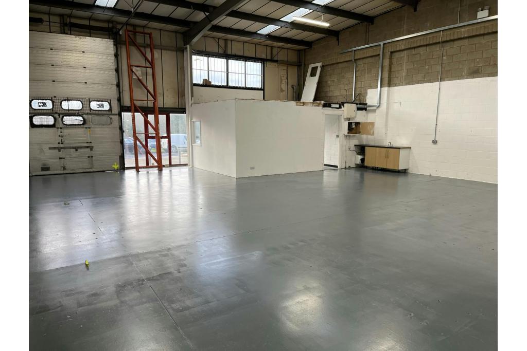 Industrial Warehouse Unit at Rabans Lane Industrial Estate - Bessemer Crescent, Aylesbury,
