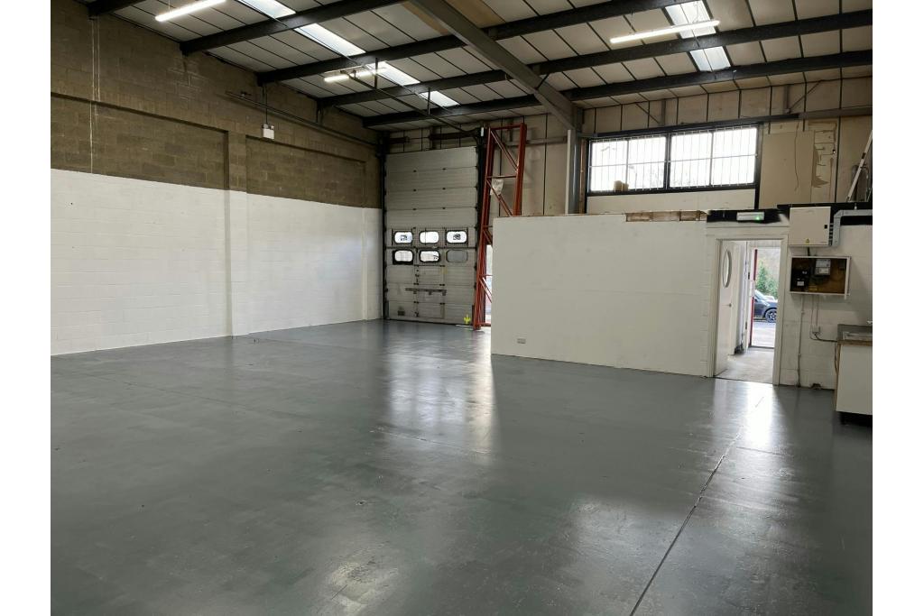 Industrial Warehouse Unit at Rabans Lane Industrial Estate - Bessemer Crescent, Aylesbury,