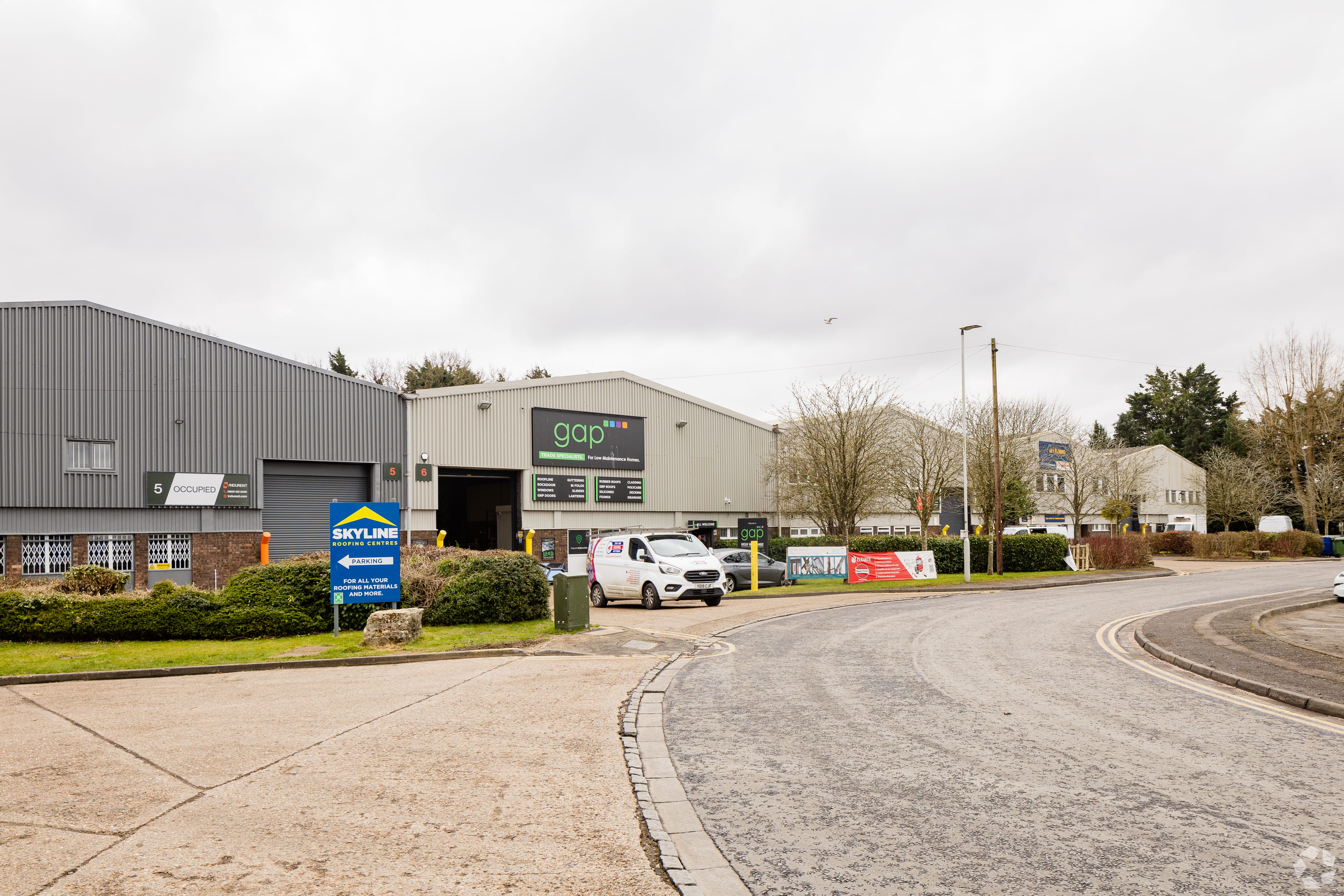 M40 Industrial Centre, Blenheim Road, High Wycombe - Modern Warehouse Units for Lease