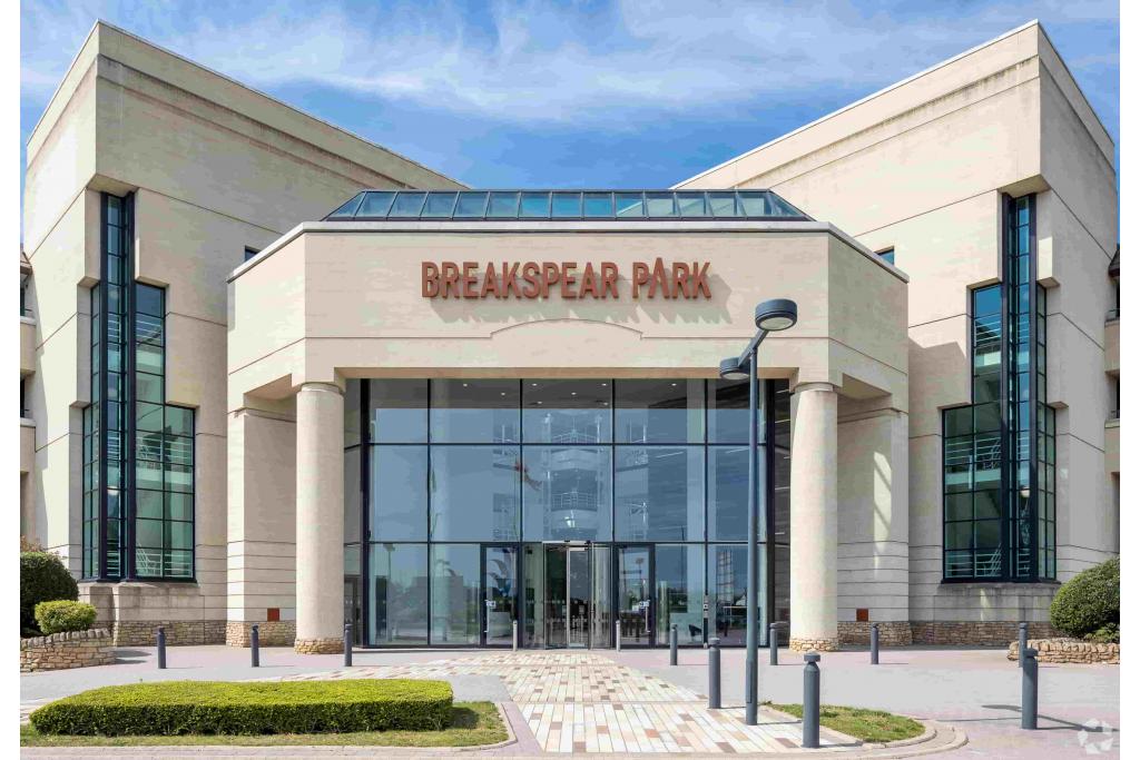 Breakspear Park Office Space - Breakspear Way, Hemel Hempstead, Hertfordshire