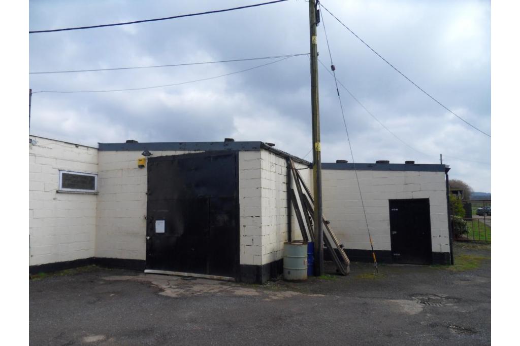 Light Industrial Unit To Let at Brook End Works - Weston Turville, Aylesbury Vale,