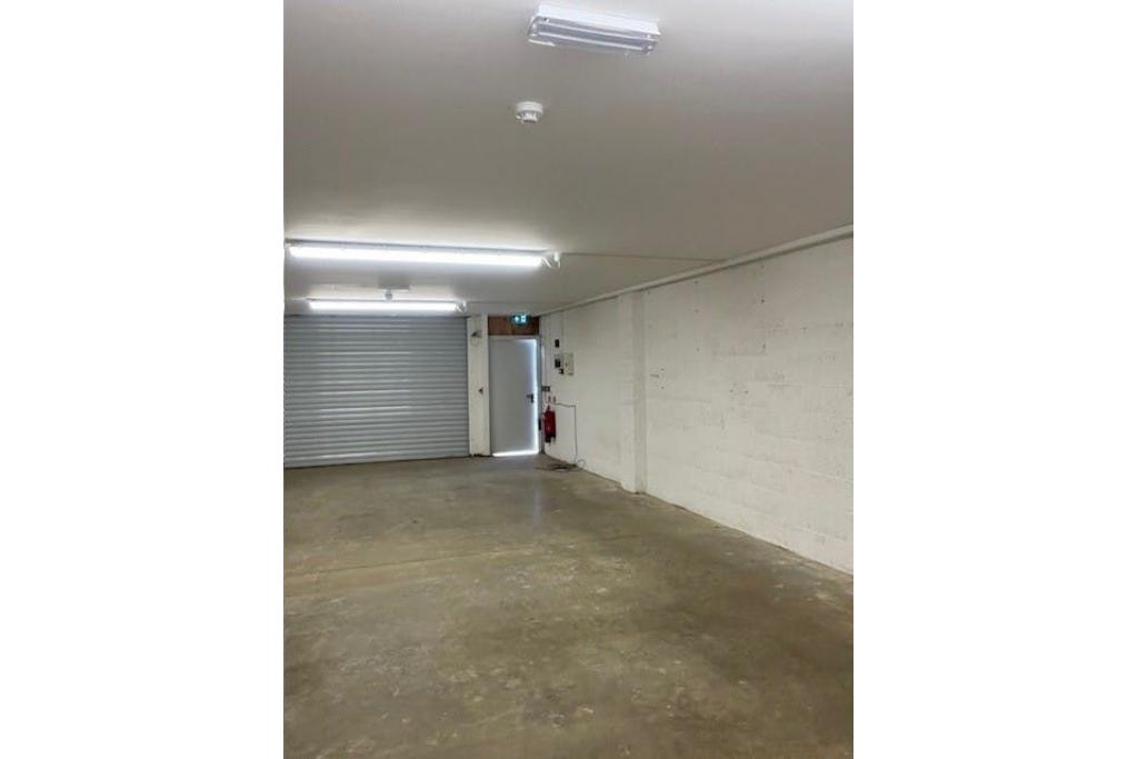 Industrial Service Unit To Let - Chearsley Road, Notley Farm, Long Crendon, Buckinghamshire