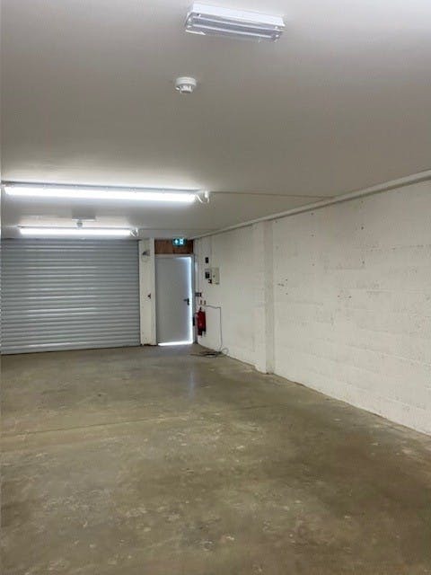 Industrial Service Unit To Let - Chearsley Road, Notley Farm, Long Crendon, Buckinghamshire