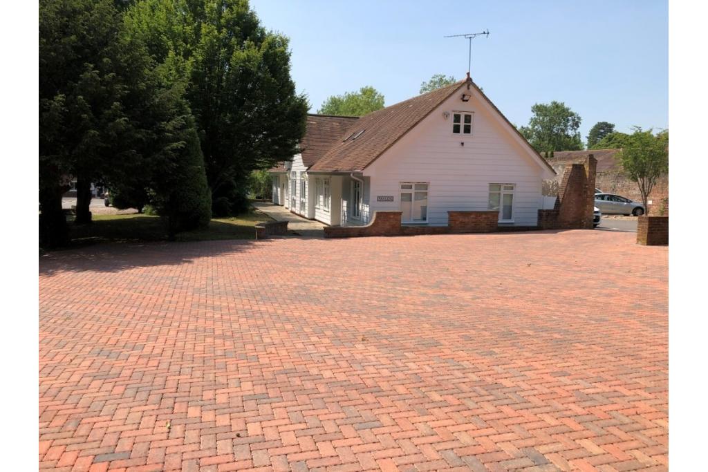 Office To Let - Chesham Road, The Pavilion, Ashlyns Hall, Berkhamsted, Hertfordshire