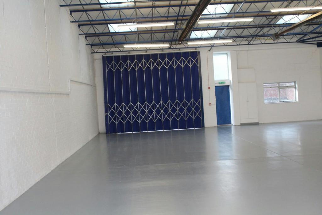 Industrial Warehouse To Let - Chilton Road, Howard Industrial Estate, Chesham, Buckinghamshire