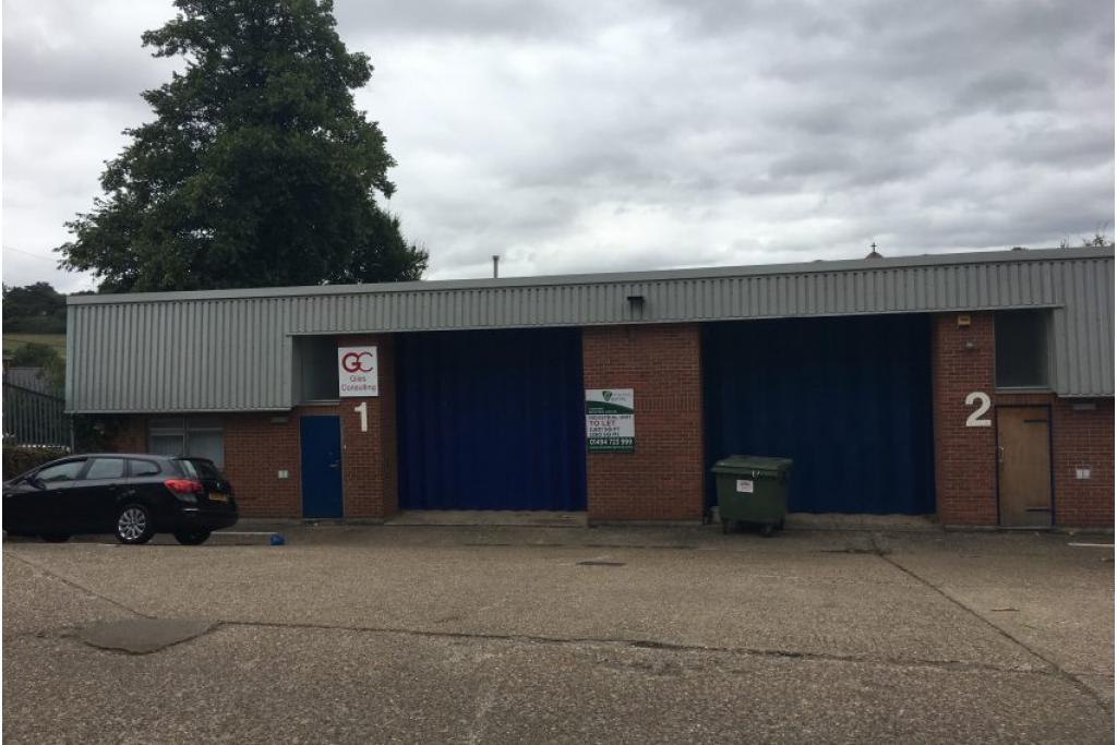 Industrial Warehouse To Let - Chilton Road, Howard Industrial Estate, Chesham, Buckinghamshire