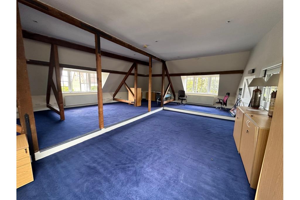 Retail Space To Let - Church Road, Slades Garage, Penn, Buckinghamshire