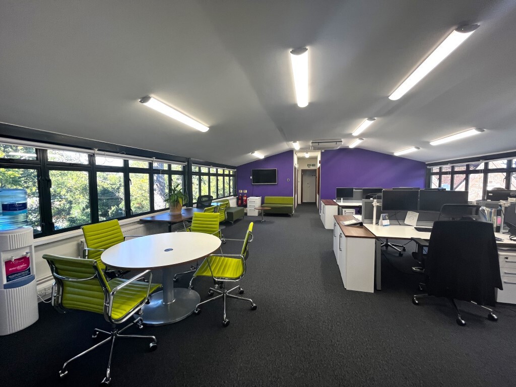 Office To Let - Church Yard, Sutton Court, Tring, Hertfordshire HP23 5BB