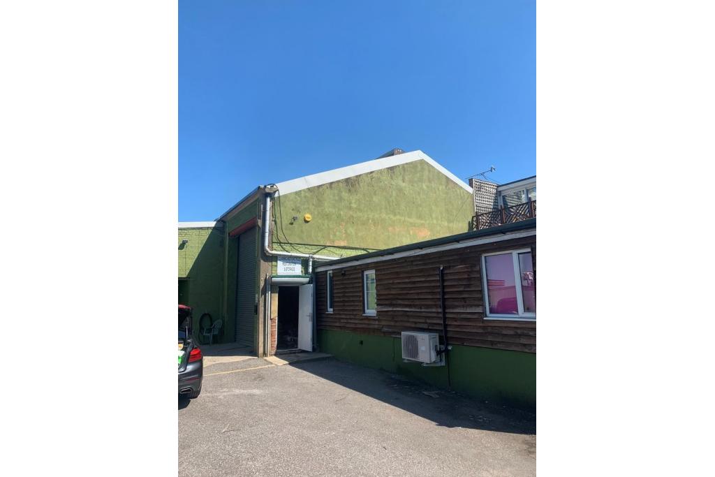 Warehouse To Let - College Road North, College Business Park, Aylesbury
