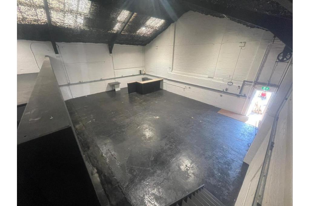 Warehouse To Let - College Road North, College Business Park, Aylesbury