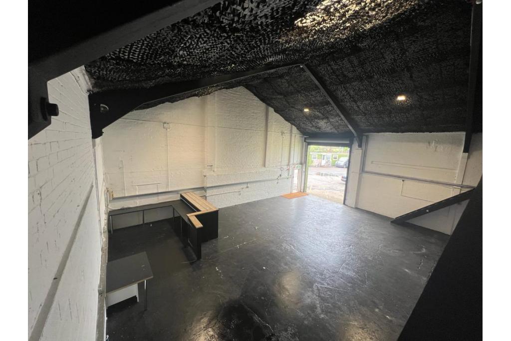 Warehouse To Let - College Road North, College Business Park, Aylesbury